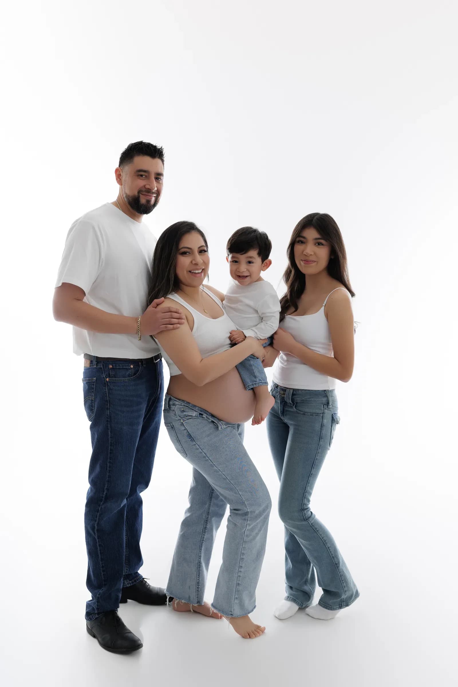 Maternity session at Natalie Vell Studio — photo 2